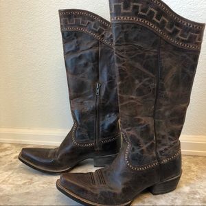 Women’s Size 10 Ariat Boots